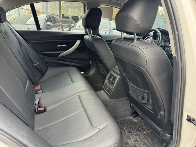 BMW寶馬 316I  第15張相片