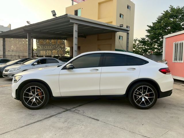 M-BENZ賓士 GLC300 AMG COUPE  第4張相片