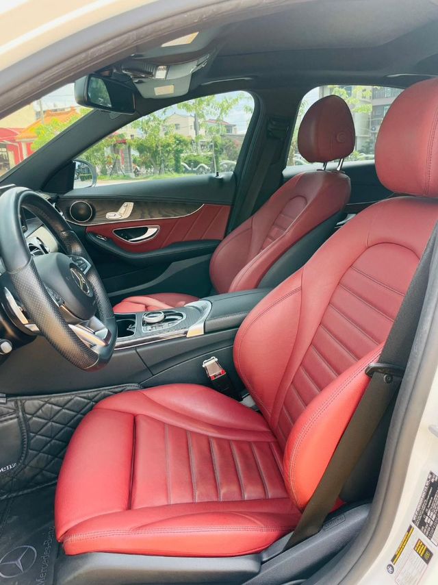 M-BENZ賓士 C300  第6張相片