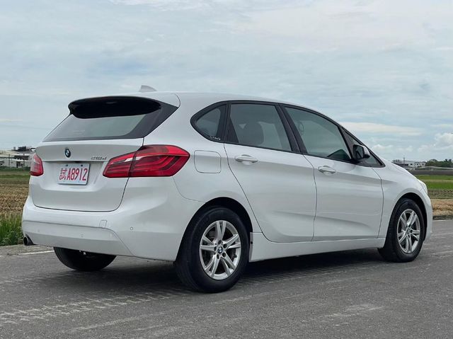 BMW寶馬 218D  第2張相片