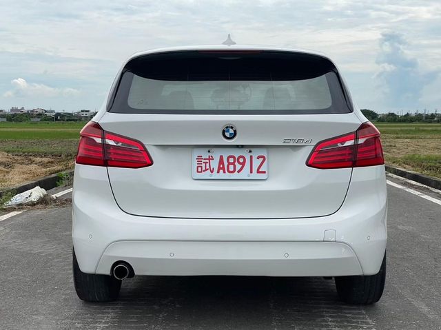BMW寶馬 218D  第4張相片