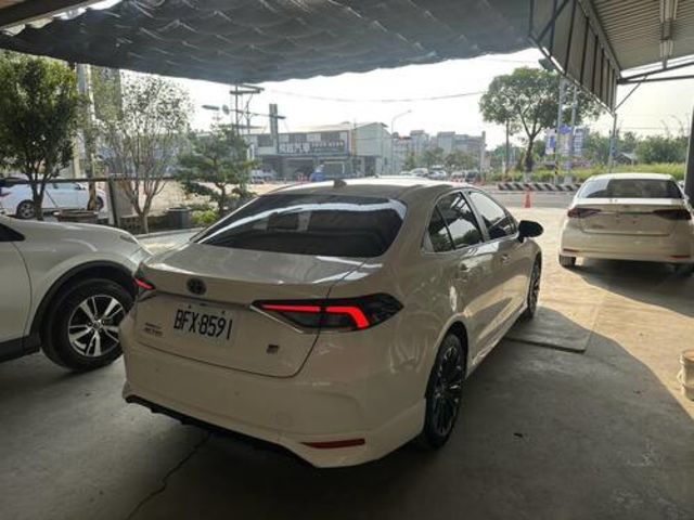 TOYOTA豐田 ALTIS  第2張相片