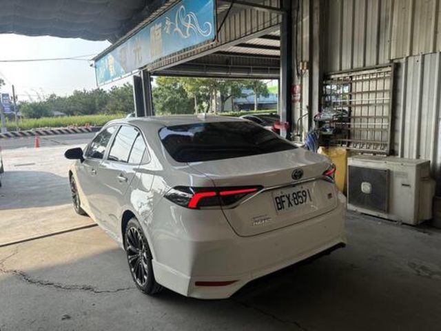 TOYOTA豐田 ALTIS  第4張相片