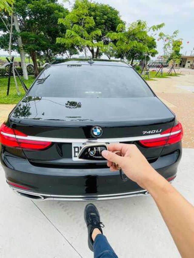 BMW寶馬 740LI  第4張相片
