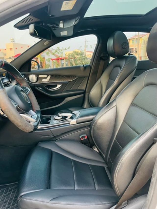 M-BENZ賓士 C300  第7張相片