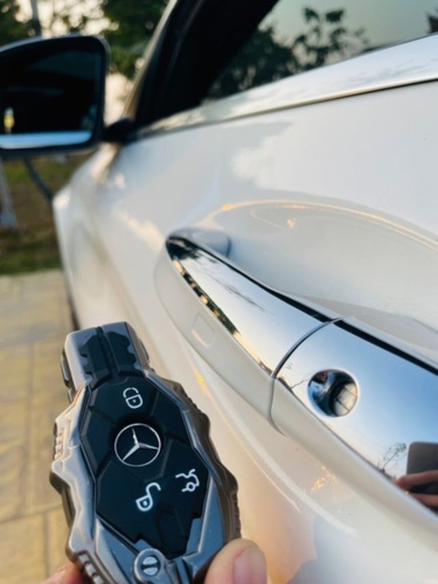 M-BENZ賓士 C300  第12張相片