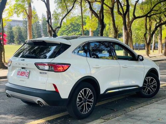 FORD福特 KUGA  第2張相片