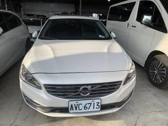 VOLVO富豪 S60  第3張相片