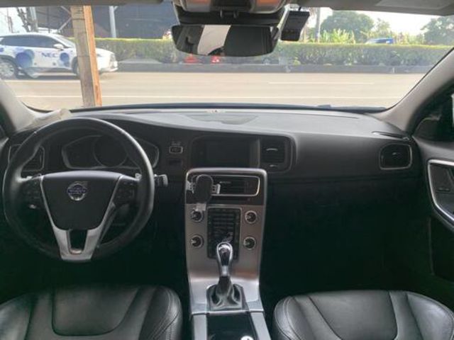 VOLVO富豪 S60  第5張相片