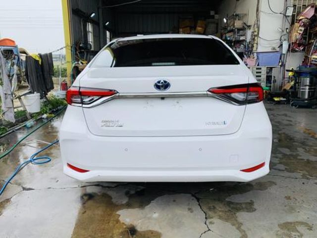 TOYOTA豐田 ALTIS  第4張相片