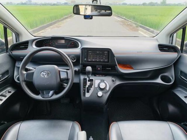 TOYOTA豐田 SIENTA  第5張相片