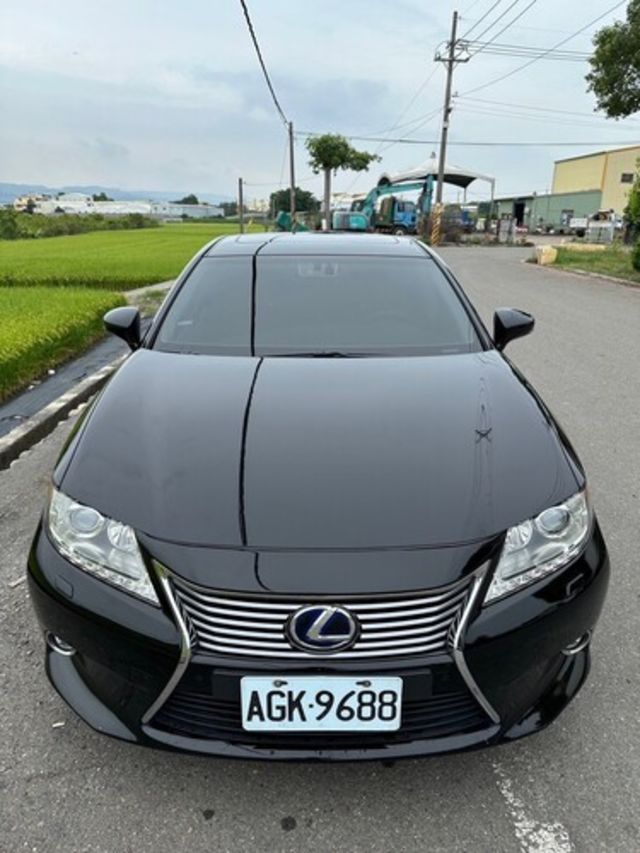 LEXUS凌志 ES300H  第1張相片