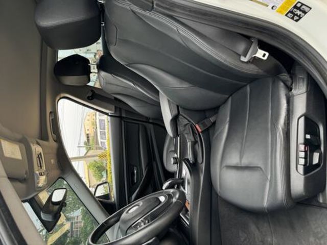 BMW寶馬 328I GT  第3張相片