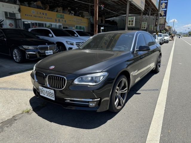 BMW寶馬 740LI  第2張相片