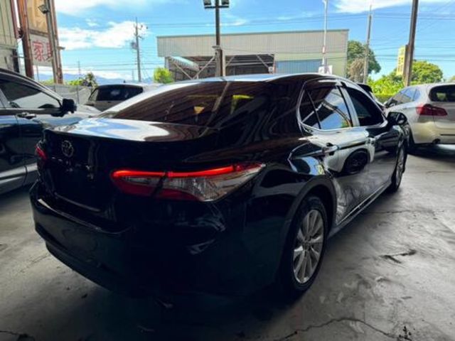 TOYOTA豐田 CAMRY  第2張相片