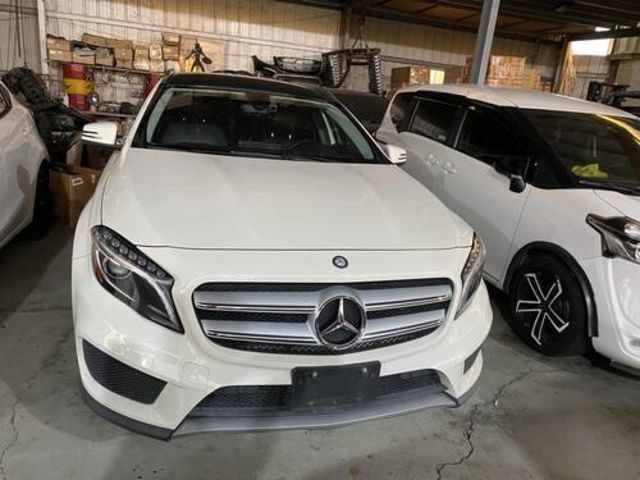 M-BENZ賓士 GLA250  第2張相片