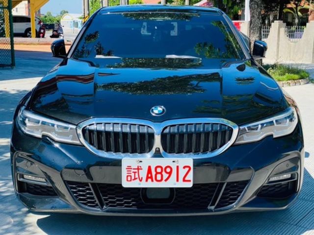 BMW寶馬 320I SEDAN ZA  第3張相片