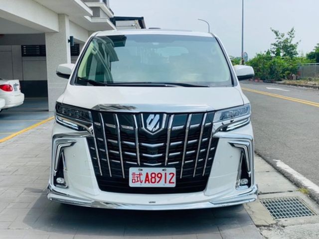 TOYOTA豐田 ALPHARD  第3張相片