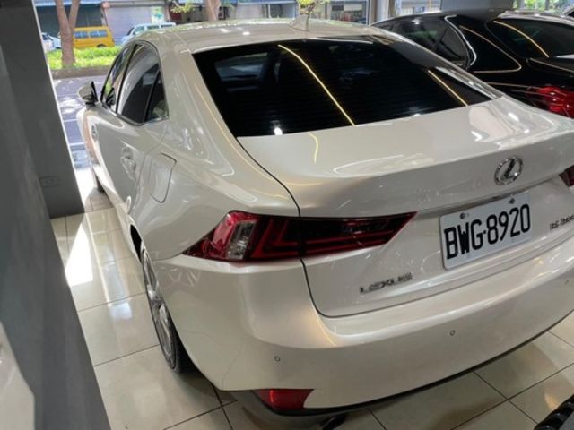 LEXUS凌志 IS200T  第4張相片