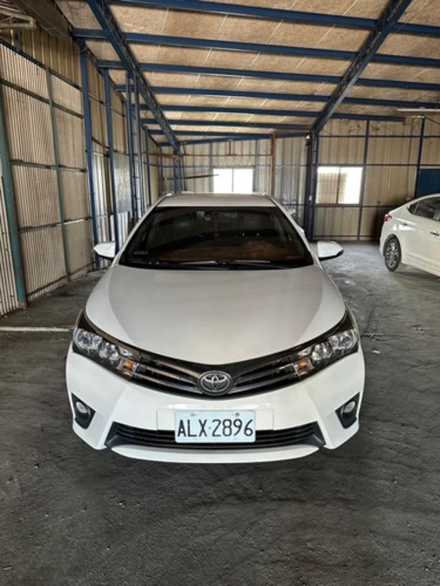 TOYOTA豐田 ALTIS  第1張相片