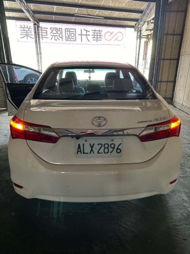 TOYOTA豐田 ALTIS  第2張相片