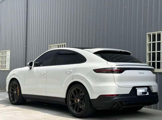 PORSCHE保時捷 CAYENNE  第2張相片
