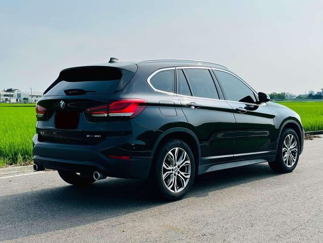 BMW寶馬 X1  第2張相片