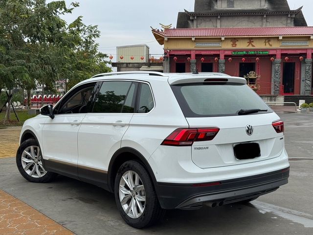 VOLKSWAGEN福斯 TIGUAN  第4張相片