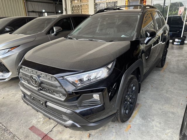 TOYOTA豐田 RAV4  第1張相片