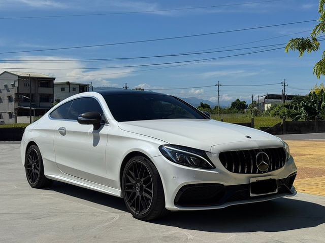 M-BENZ賓士 C300 COUPE  第3張相片
