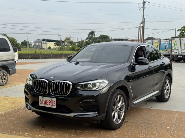 BMW寶馬 X4 XDRIVE20I  第1張相片