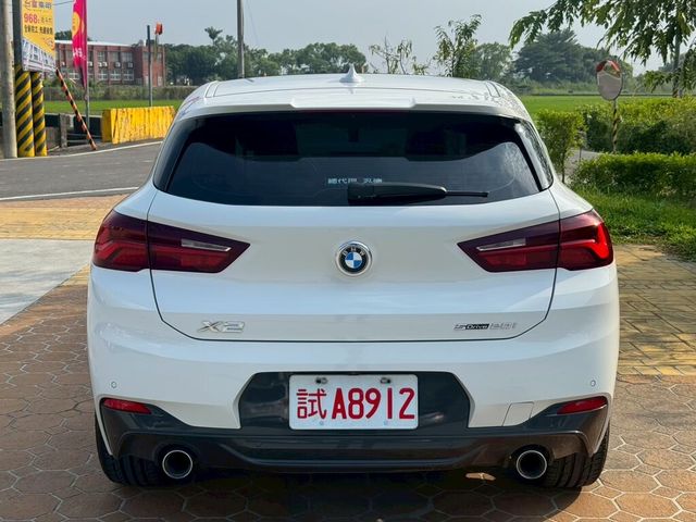 BMW寶馬 X2  第4張相片