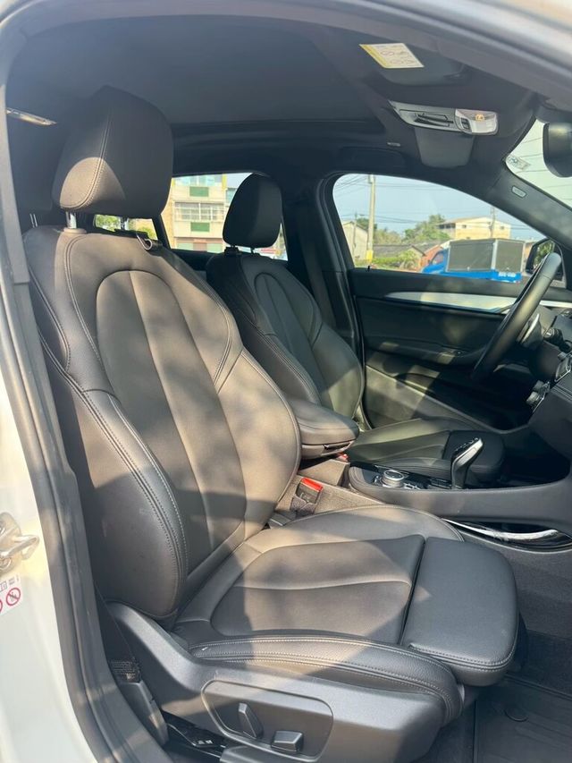 BMW寶馬 X2  第9張相片