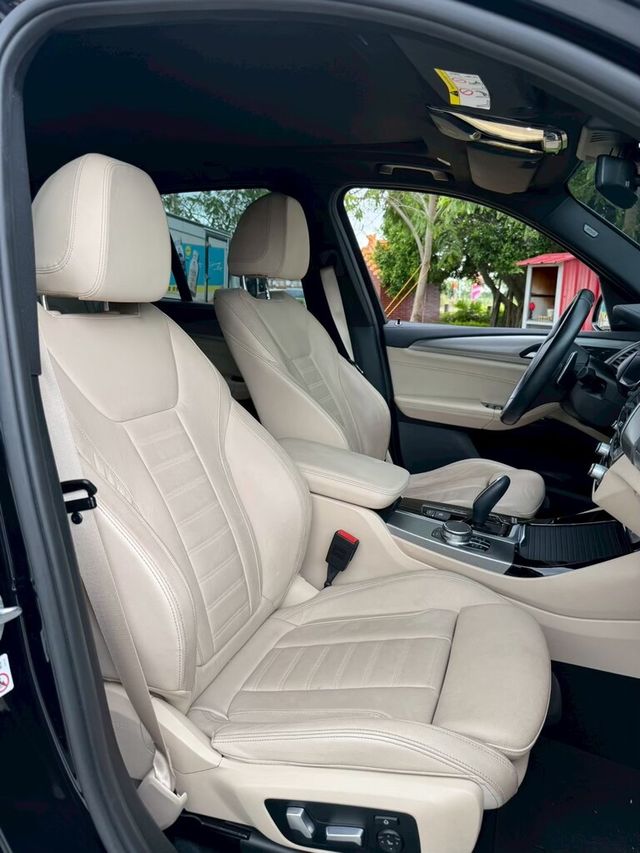 BMW寶馬 X3  第10張相片