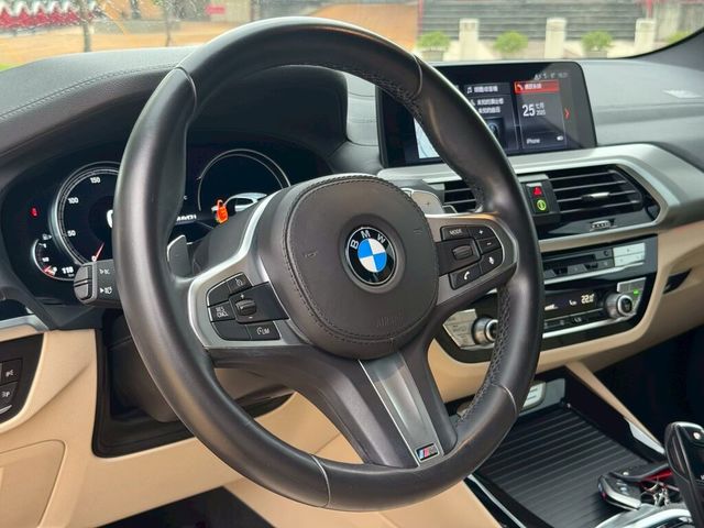 BMW寶馬 X3  第17張相片