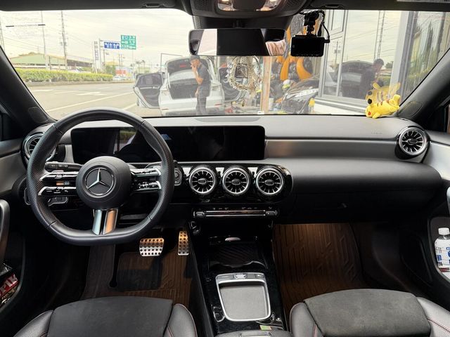 M-BENZ賓士 A180  第5張相片