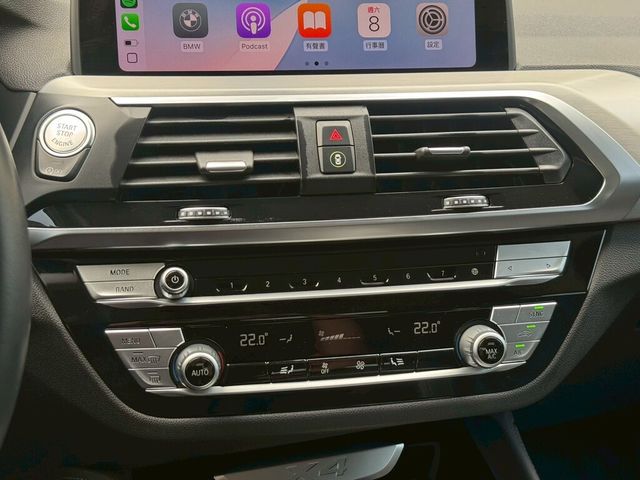 BMW寶馬 X4 XDRIVE20I  第13張相片