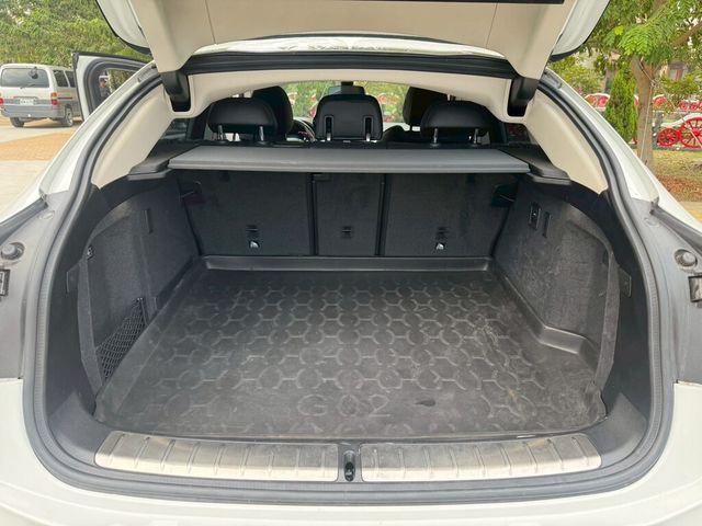 BMW寶馬 X4 XDRIVE20I  第20張相片