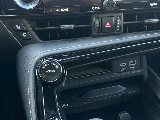 LEXUS凌志 NX350H  第15張相片