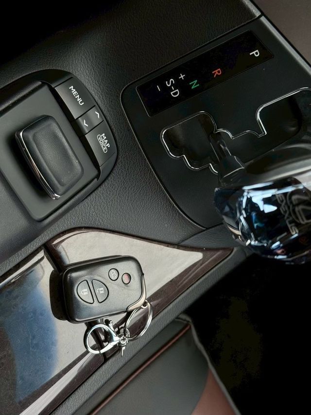 LEXUS凌志 RX270  第18張相片