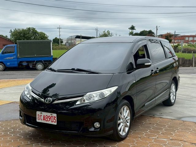 TOYOTA豐田 PREVIA  第1張相片