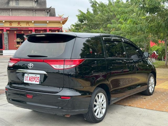 TOYOTA豐田 PREVIA  第2張相片