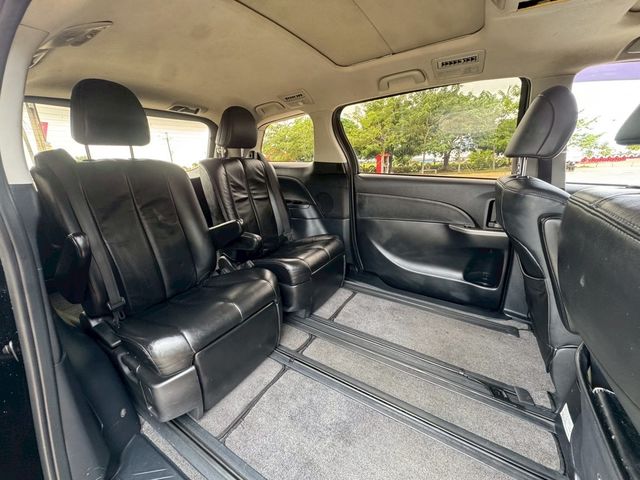 TOYOTA豐田 PREVIA  第11張相片