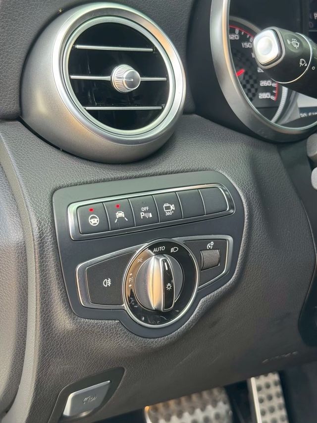 M-BENZ賓士 C43 AMG  第13張相片