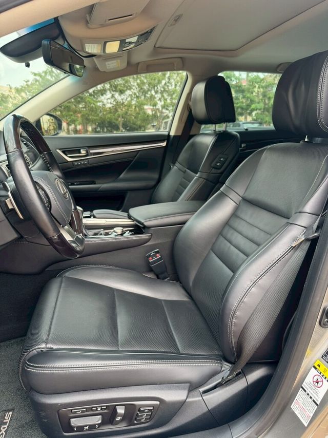 LEXUS凌志 GS300  第9張相片