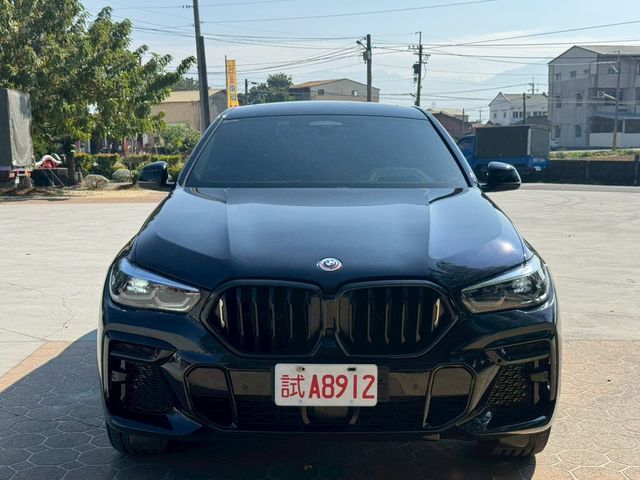 BMW寶馬 X6 XDRIVE40I  第3張相片