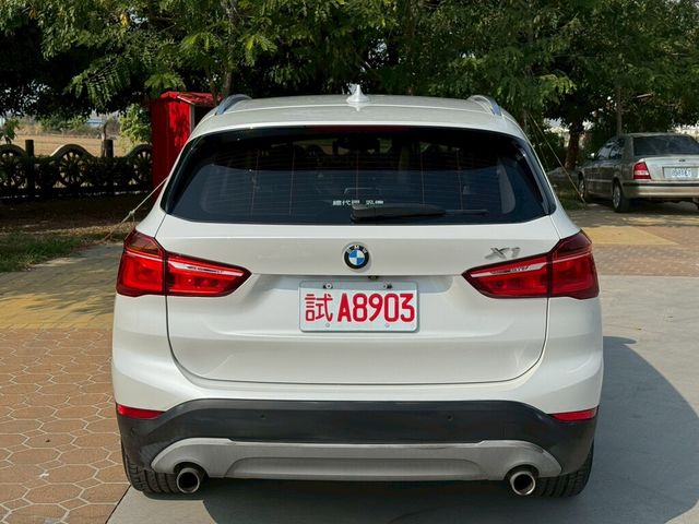 BMW寶馬 X1  第3張相片