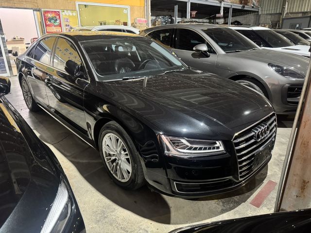 AUDI奧迪 A8  第1張相片