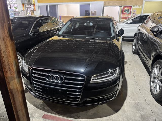 AUDI奧迪 A8  第2張相片