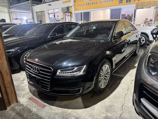 AUDI奧迪 A8  第6張相片